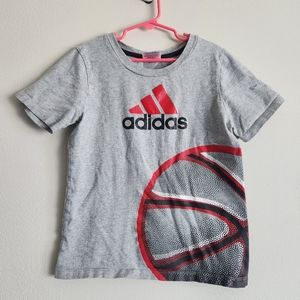 Adidas kids basketball graphic tee size 7 boys short sleeve t-shirt